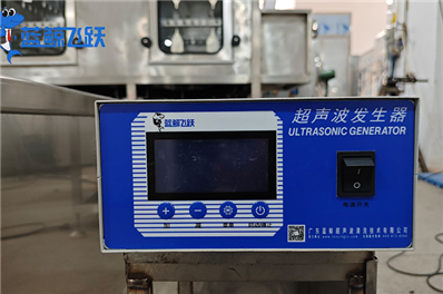 青青草网站下载的材质选择与应用分析