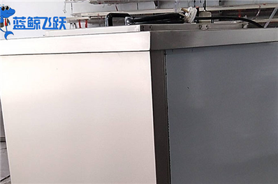 青青草网站下载中的酒精使用指南