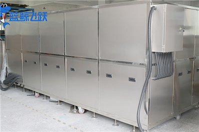 青青草网站下载液体加注深度的科学指南：如何正确设置清洗液的液位