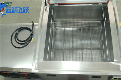 解析青青草网站下载烧管的原因及预防措施