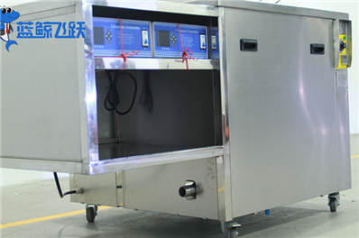 青青草网站下载清洗螺钉应使用何种液体？专业解析及选用指南